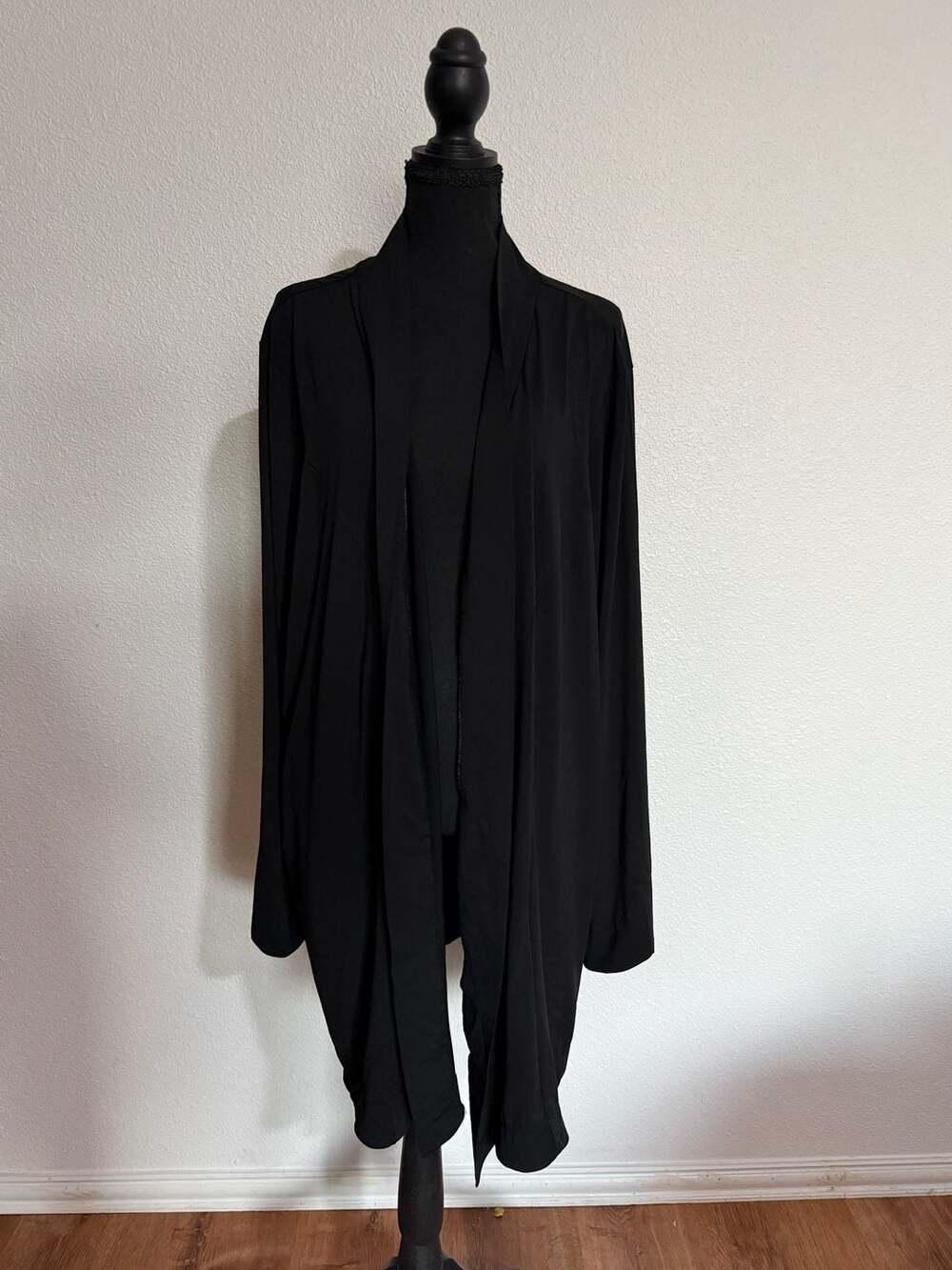 Jessica London Black Open Front Handkerchief Hem Cardigan Size 22/24